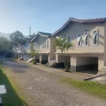 Casa Condominio 250M Praia Maranduba Wifi Churrasqueira
